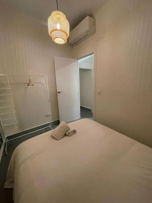 New Piso Centrico 7Pax A 2 Min Andando De Gran Via Appartamento Madrid Esterno foto